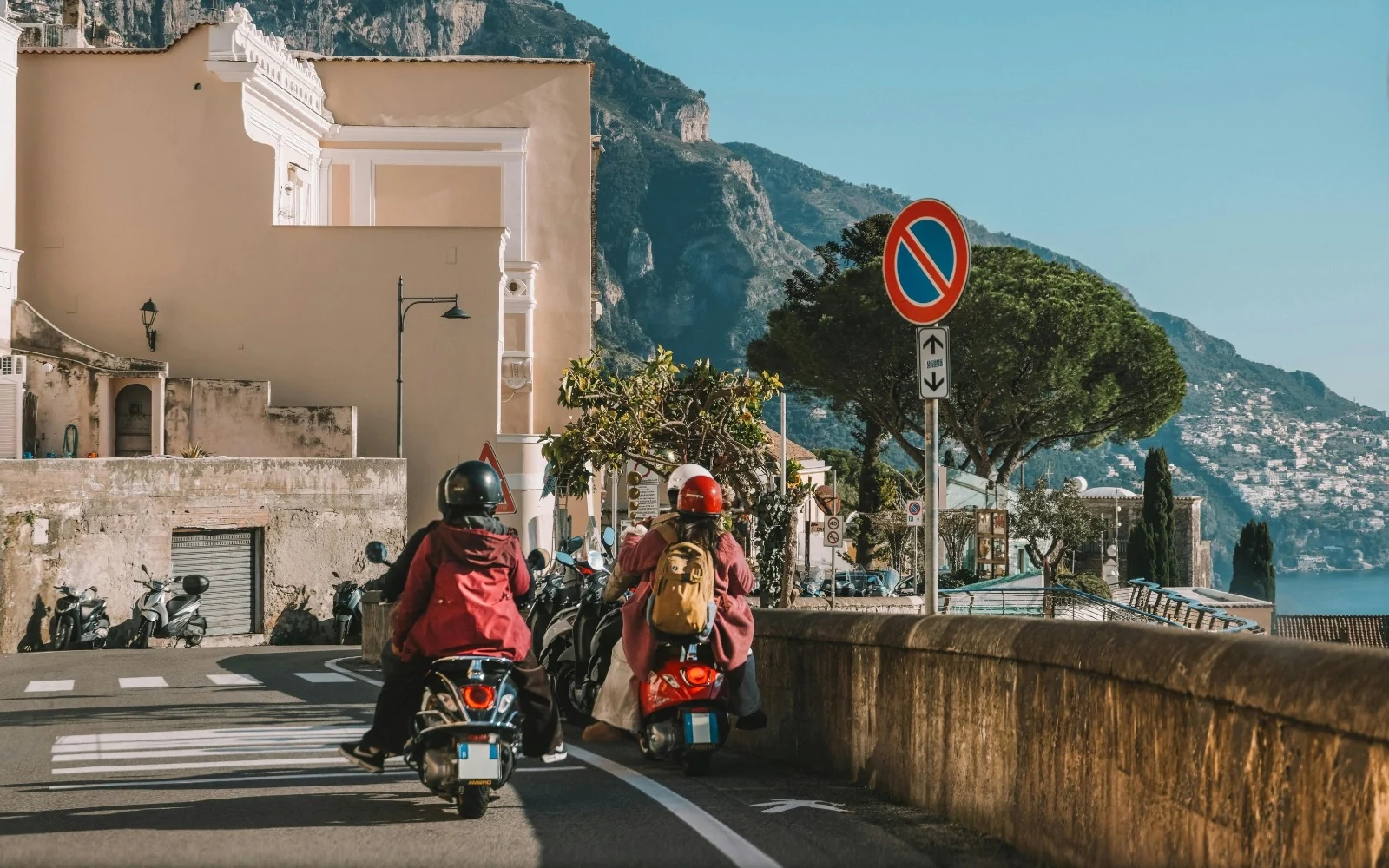 Itinerario in vespa in Costiera Amalfitana tra Ravello e Vietri sul Mare